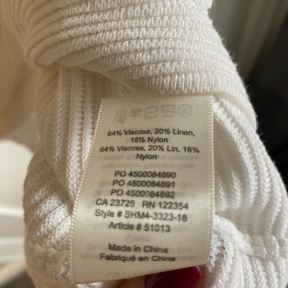 Aritzia / Wilfred Fine Knit Sweater (White) - Picture 7 of 8